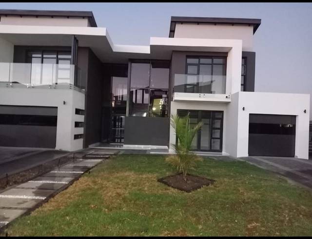 5 BEDROOM HOUSE FOR SALE IN SIX FOUNTAINS RESIDENTIAL ESTATE